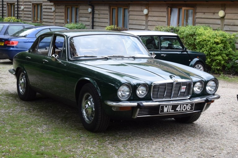 Jag-XJ6.jpg:oar